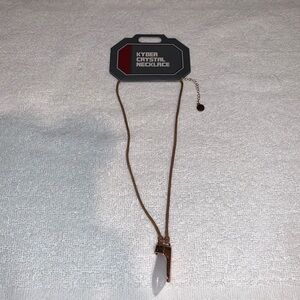 DISNEYPARKS STAR WARS EXCLUSIVE- KYBER CRYSTAL NECKLACE